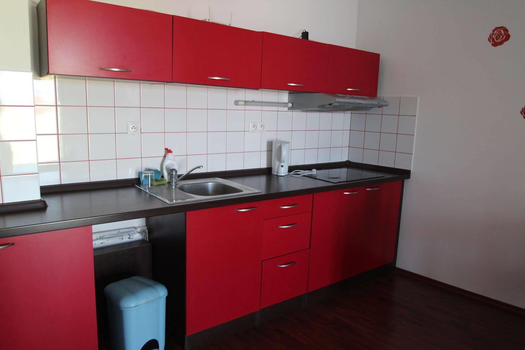 Apartman Halex Centrum City Aupark Пьештяни Экстерьер фото